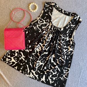 Black and Ivory Abstract Print Top, Medium, EUC